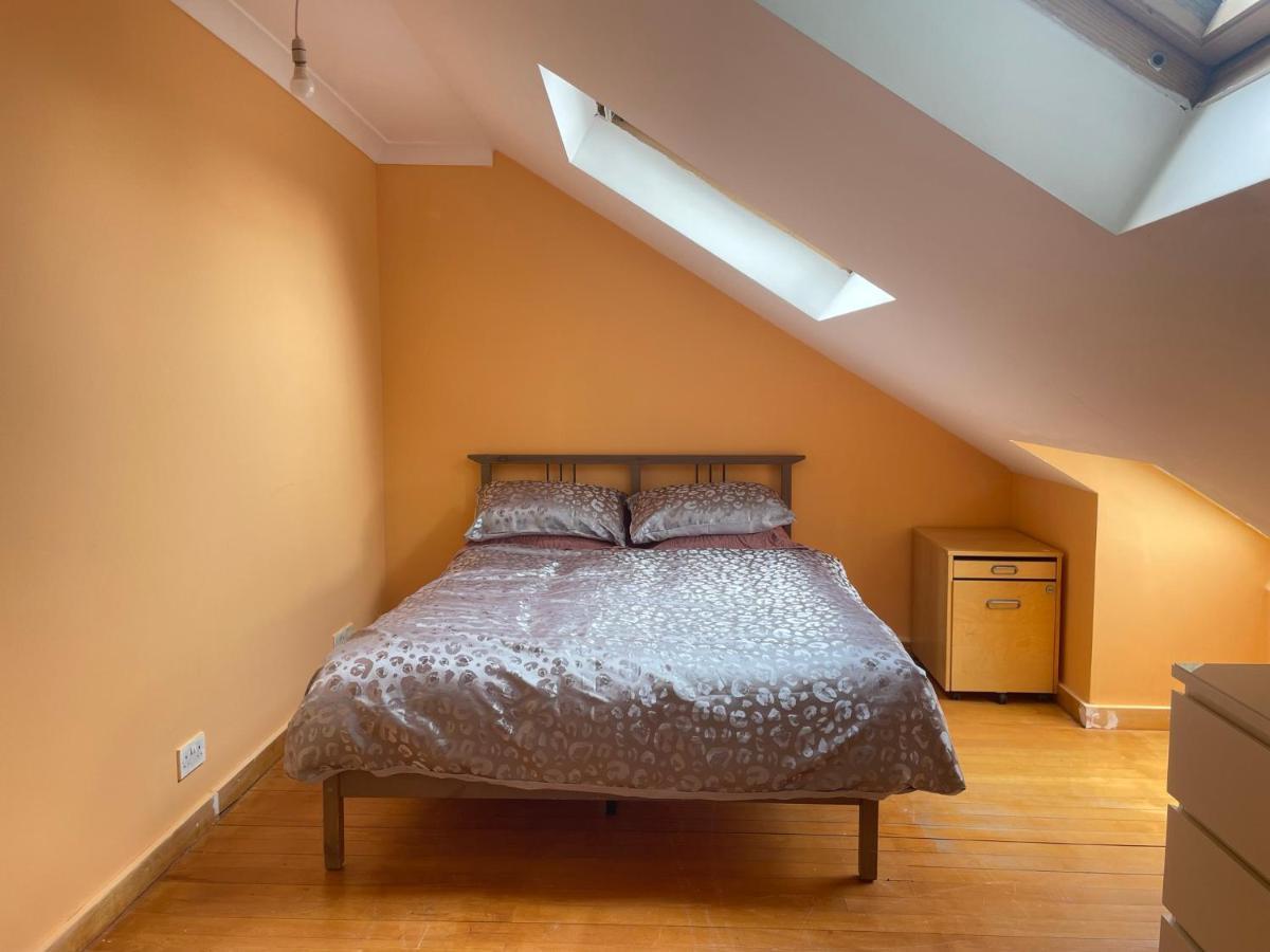 Private Room- Direct Travel Central/ Heathrow Лондон Екстериор снимка